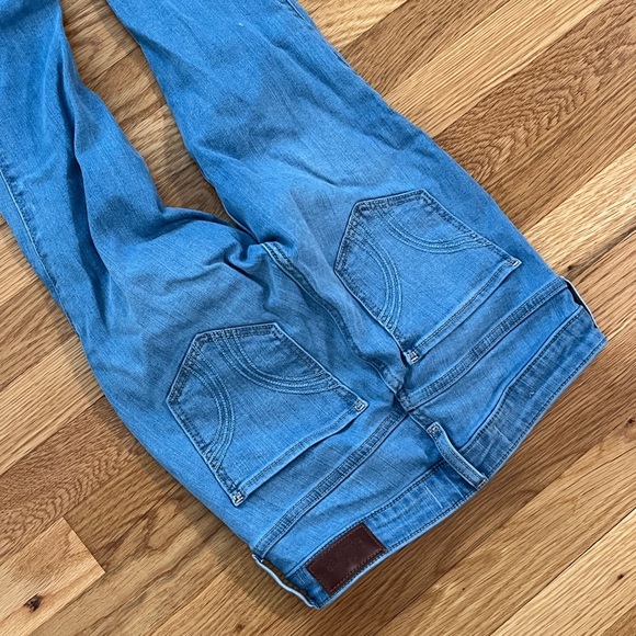 Hollister Jeans Bundle - two high rise, one mid rise - Picture 8 of 8